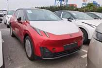 Lynk & Co 03 cập cảng Việt Nam, sẵn sàng "đấu" Mazda3 và Honda Civic