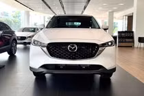 Mazda CX-5 tung bản giá rẻ chỉ 699 triệu, đua doanh số Ford Territory