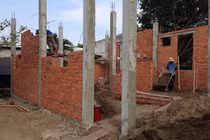 Người dân xoay xở khi giá vật liệu xây dựng tăng mạnh 