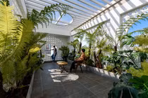 Nhà ống kết hợp vẻ đẹp truyền thống và hiện đại