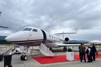 Siêu máy bay của tỷ phú Jeff Bezos hiện đại cỡ nào?