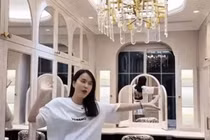 Bên trong ngôi nhà 9 tầng rộng rãi của MC Ngô Mai Phương