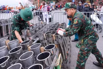 Trận địa pháo hoa sẵn sàng thắp sáng bầu trời Hà Nội đêm Giao thừa 2026 