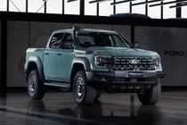 Ford Ranger Super Duty chốt giá từ 1,41 tỷ đồng