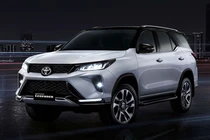 Mẫu SUV Toyota Fortuner hybrid tiết kiệm nhiên liệu thế nào?