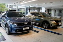 Kia Sorento được giảm giá xuống chỉ còn 899 triệu đồng