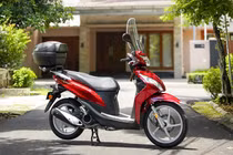 Honda Vision giá rẻ tại Việt Nam bán trăm triệu tại châu Âu