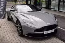 Aston Martin DB11 V8 lại về Hà Nội chỉ sau 3 tuần ở Tp.HCM
