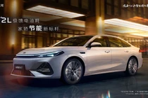 Geely Galaxy A7 - sedan hybrid giá rẻ "ăn" 2 lít xăng/100km