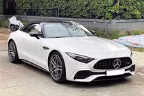 Mercedes-AMG SL43 chạy chạy 2.000km, mới 99% tìm khách VIP