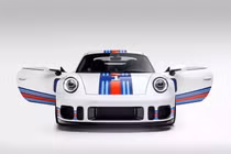 Chiếc Porsche RR1 đặc biệt này có thể tăng tốc từ 0-97 km/h chỉ 2 giây