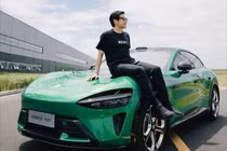 Xiaomi YU7 chưa bán đã "cháy hàng", CEO khuyên khách đừng mua?