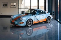 Porsche 911 993 "tái sinh" thành xe thể thao chạy điện
