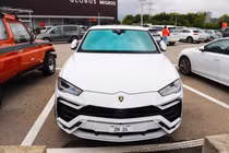 Siêu SUV Lamborghini Urus mang biển số đắt kỉ lục tại Thụy Sĩ