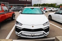 Siêu SUV Lamborghini Urus mang biển số đắt kỉ lục tại Thụy Sĩ