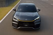 Chiếc Lexus LBX có giá 49.600 USD, nhưng có tiền cũng khó mua