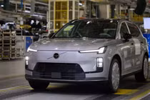 Volvo XC70 chính thức xuất xưởng, nhận đặt cọc vào ngày 27/8