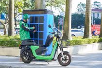 Trạm đổi pin - cuộc đua mới giữa các hãng xe máy điện Việt Nam?