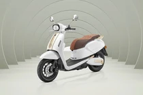 QJMotor E-LTR - xe máy điện chạy 105km/sạc, giá 43 triệu đồng