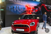 Kỷ niệm năm Bính Ngọ 2026 "Ngựa Lửa", MINI đã giới thiệu chiếc SUV phiên bản giới hạn Countryman S Fiery Stallion Edition tại thị trường Malaysia.