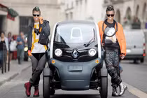 Renault Twizy độ động cơ Stark Varg, mạnh hơn cả siêu xe Lamborghini 