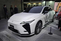 Lexus ES 2026 hạng sang nhận cọc tại Việt Nam, hé lộ ngày mở bán