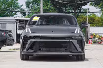 Lynk & Co 03 khoảng 800 triệu tại Việt Nam "đối đầu" Honda Civic