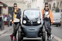 Renault Twizy độ động cơ Stark Varg, mạnh hơn cả siêu xe Lamborghini 