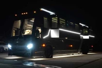 Chi tiết nhà di động Loki Prevost đầy sang chảnh, giá bán tới 54 tỷ đồng