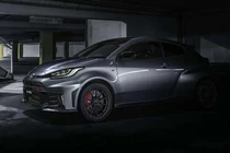 Toyota Yaris 2026 đưa số sàn trở lại, nhưng mất một tính năng cao cấp