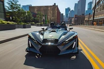 Polaris Slingshot Signature Edition 2026 ra mắt với giá từ 952 triệu đồng