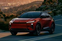 Toyota C-HR 2026 điện chạy được 467 km/sạc, chốt giá từ 962 triệu đồng