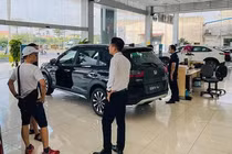 Thị trường ôtô Việt Nam 2025 lập đỉnh, lần đầu áp sát Thái Lan