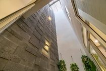 Nhà trong hẻm thiết 3 giếng trời độc đáo 