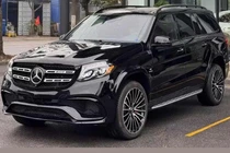 Mercedes-AMG GLS 63 phủ bụi tại kho cảng Hải Phòng 8 năm đã xong thủ tục