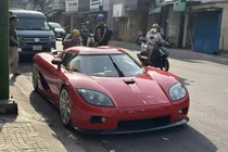 Koenigsegg CCX độc nhất Việt Nam được mang ra tắm nắng ở TP.HCM