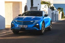 Ra mắt Alpine A390 - xe điện được nhắm đến đối thủ Porsche Macan EV