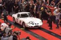 Chiếc Ferrari 250 GTO độc nhất vô nhị này có giá tới hơn 1.000 tỷ đồng