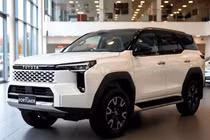 Đây có thể là Toyota Fortuner thế hệ mới, nâng cấp hiện đại hơn