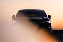 Volvo EX60 EV 2026 chạy điện "nhá hàng" trước ngày ra mắt 