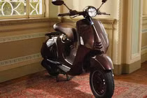 Ra mắt Vespa 946 Horse 2026 giới hạn 888 xe cho dân chơi năm Bính Ngọ