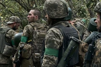 Chiến thuật vây điểm diệt viện của Nga ở Sumy và nỗ lực giải cứu của Ukraine 