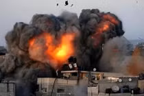 Các nguồn tin của Ukraine cho biết, đây là cuộc tấn công lớn nhất vào Zaporizhzhia sử dụng bom lượn FAB với UMPK kể từ khi bắt đầu cuộc xung đột. Ngoài ra, vào đêm 22/9, RFAF đã phát động nhiều đợt không kích vào các mục tiêu của đối phương gần sân bay Boryspil của Kiev.