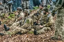 Mặt trận Kupyansk rực lửa, Ukraine cầu viện trước nguy cơ bị bao vây