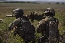 Cứ điểm Komar lung lay, Nga áp sát Dnepropetrovsk 