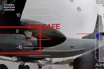 Tu-95MS bị đánh úp khi chuẩn bị không kích Ukraine