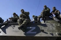 Ukraine chịu thương vong lớn chỉ trong 24 giờ, Nga tấn công trên đa mặt trận