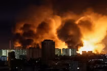 Đêm tấn công rực lửa, thị trưởng Lviv vô tình tiết lộ mục tiêu cho Nga 