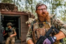 Lữ đoàn Ukraine hứa "cắm cờ trên Crimea", đang bị đánh tơi tả ở Myrnohrad