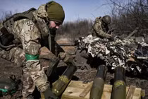 Hai ngàn quân Ukraine bị vây ở hồ Kleban-Byk, Nga mở rộng vùng kiểm soát ở Donetsk